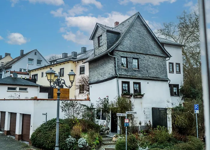 Wetzlarer Hof & Restaurant 호텔 베츨러