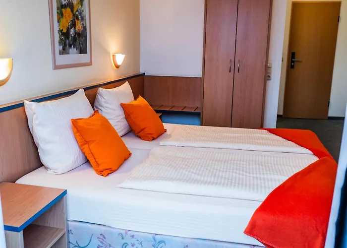 Wetzlarer Hof & Restaurant 호텔 베츨러